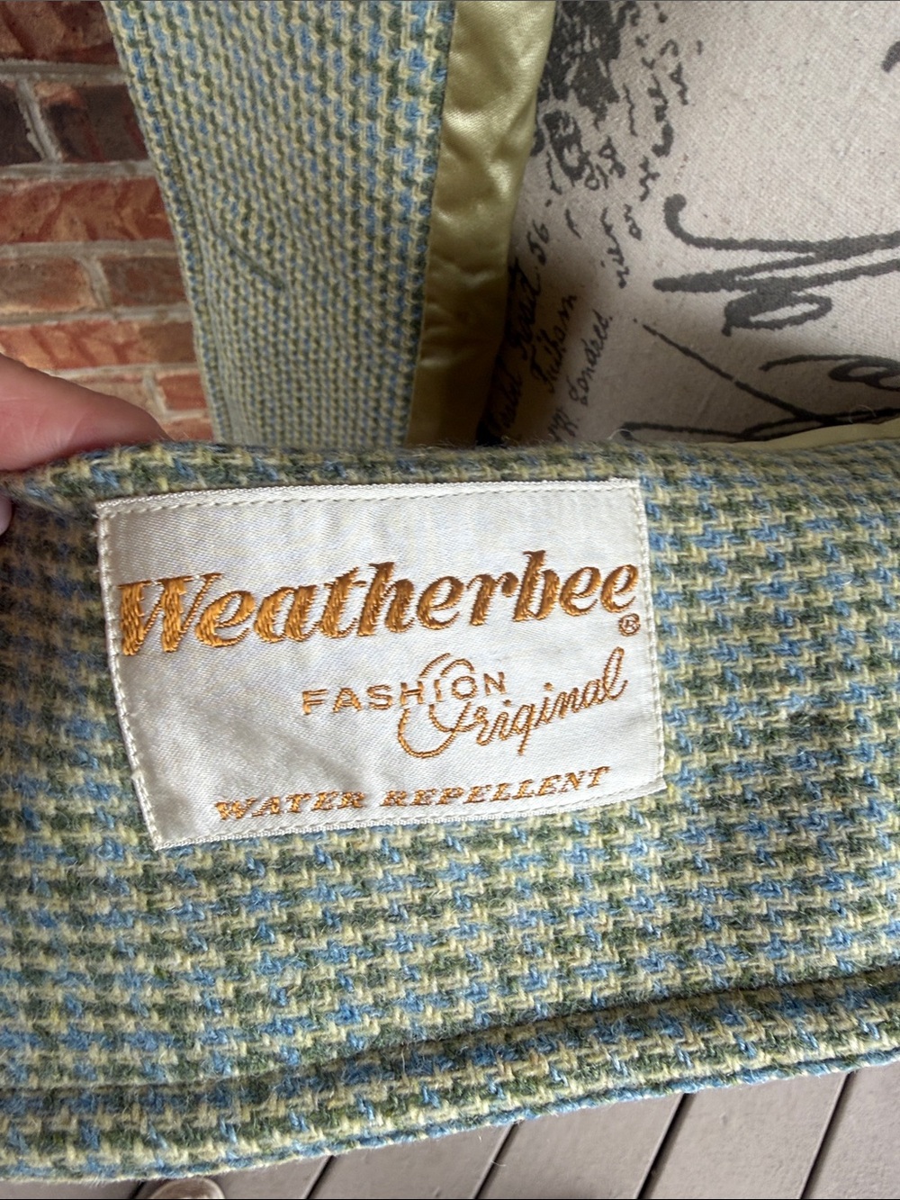 Vintage 1960’s Women's Green Check Wool Coat - Picture 3 of 15